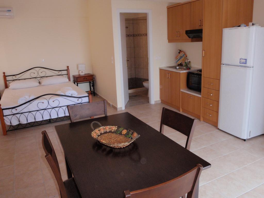 Appartement Afroksilia à Katouna Extérieur photo